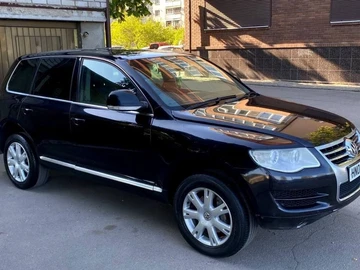 Авто Volkswagen Touareg 2006 № 8198808