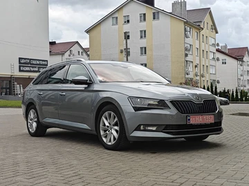 Авто Skoda Superb 2018 № 8199001