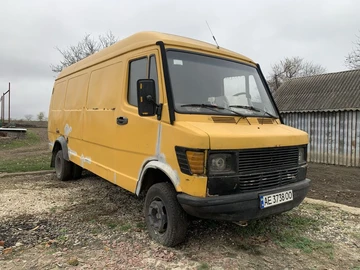Авто Mercedes Sprinter 1992 № 8199007