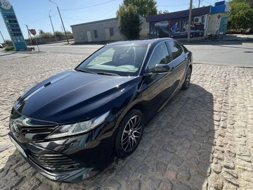 Авто Toyota Camry 2018 № 8199024