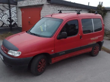 Авто Citroen Berlingo 2000 № 8199142