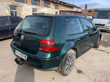 Авто Volkswagen Golf 2001 № 8199157