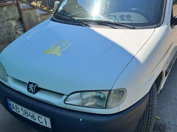 Авто Peugeot Partner 2002 № 8199226
