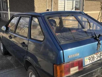 Авто ВАЗ 2109 1991 № 8199228