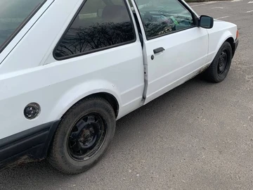 Авто Ford Escort 1987 № 8199238