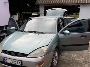 Авто Ford Focus 2000 № 8199379