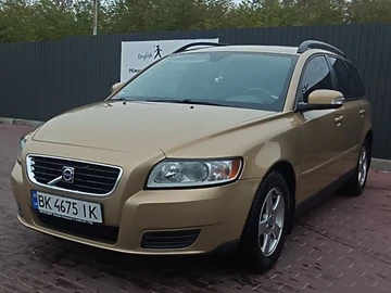 Авто Volvo V50 2008 № 8199501