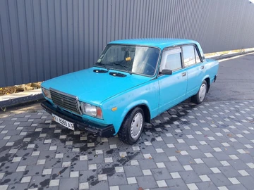 Авто ВАЗ 2107 1985 № 8199529
