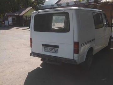 Авто Ford Transit 1988 № 8199531