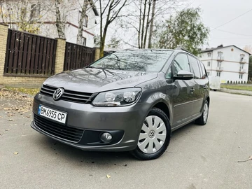 Авто Volkswagen Touran 2011 № 8199532
