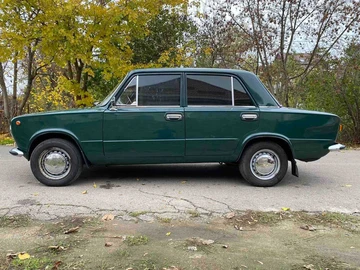 Авто ВАЗ 2101 1978 № 8199619