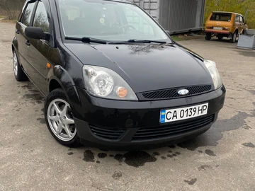 Авто Ford Fiesta 2002 № 8199787