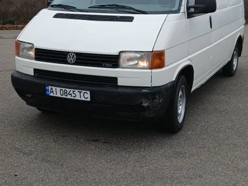 Авто Volkswagen Transporter 1999 № 8199900