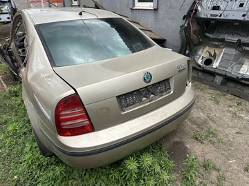 Авто Skoda Superb 2005 № 8199906