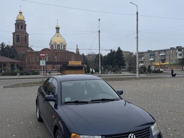 Авто Volkswagen Passat Sedan 1996 № 8199958