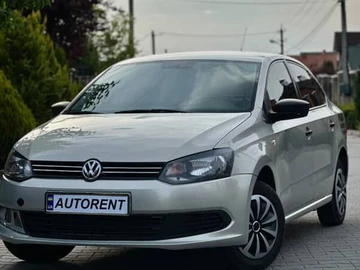 Авто Volkswagen Polo 2012 № 8200005