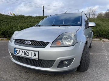 Авто Ford Fiesta 2007 № 8200061