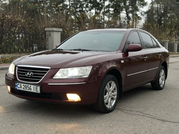 Авто Hyundai Sonata 2008 № 8200123