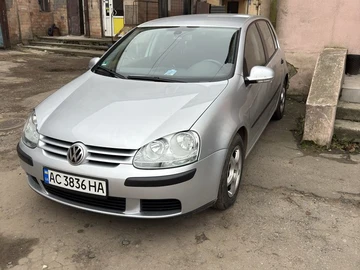 Авто Volkswagen Golf 2004 № 8200142