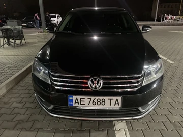 Авто Volkswagen Passat Sedan 2012 № 8200180