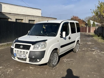 Авто Fiat Doblo 2007 № 8200208