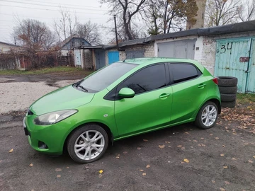 Авто Mazda 2 2008 № 8200229