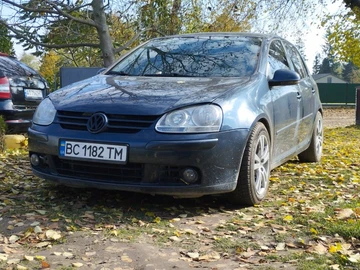 Авто Volkswagen Golf 2005 № 8200230