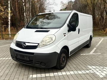 Авто Opel Vivaro 2012 № 8200346