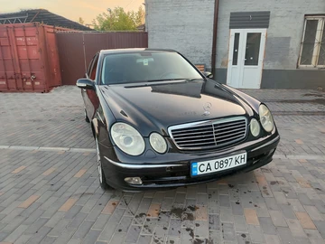 Авто Mercedes E Серия 2004 № 8200352