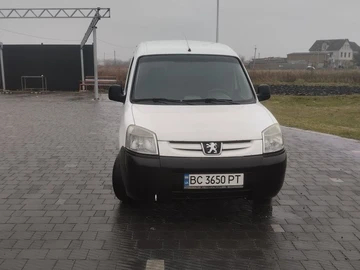 Авто Peugeot Partner 2006 № 8200375