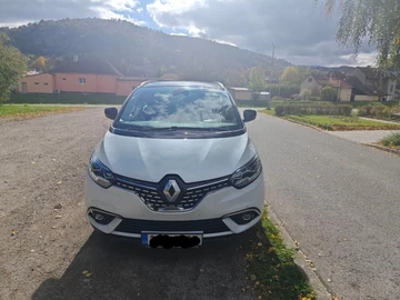 Авто Renault 4 2018 № 8200386