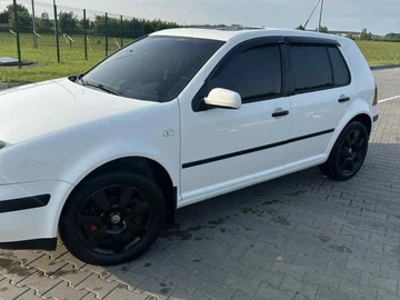 Авто Volkswagen Golf 1998 № 8200468