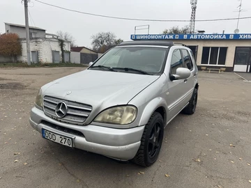 Авто Mercedes Ml Серия 2002 № 8200472