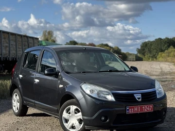 Авто Dacia Sandero 2008 № 8200475