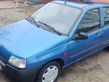 Авто Renault Clio 1992 № 8200493