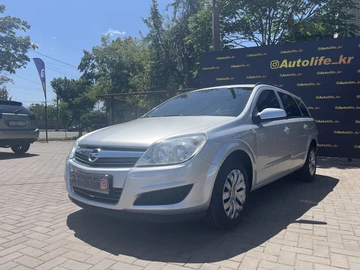 Авто Opel Astra 2009 № 8200505