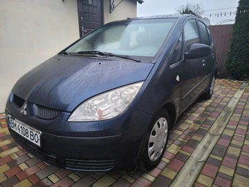 Авто Mitsubishi Colt 2006 № 8200507