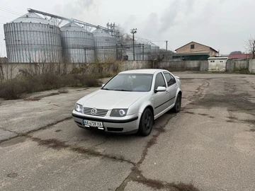 Авто Volkswagen Bora 2005 № 8200512
