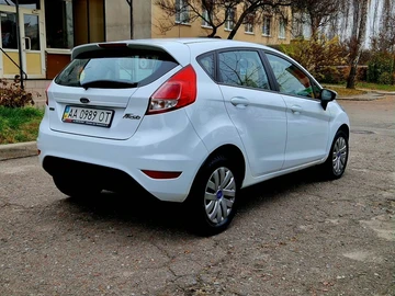 Авто Ford Fiesta 2015 № 8200514
