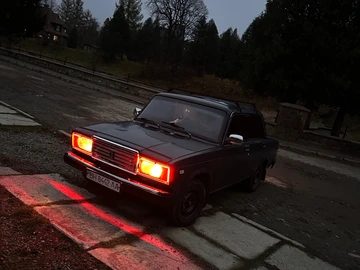 Авто ВАЗ 2107 2004 № 8200583