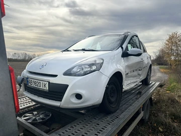 Авто Renault Clio 2012 № 8200584