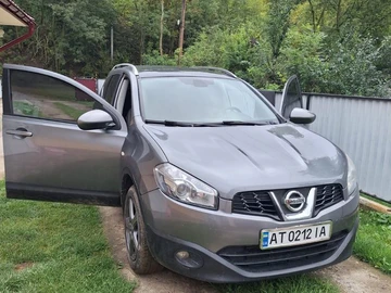 Авто Nissan Qashqai 2011 № 8200709