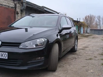 Авто Volkswagen Golf 2013 № 8200813