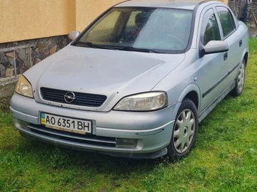 Авто Opel Astra 2004 № 8200832