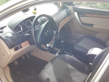 Авто Chevrolet Aveo 2008 № 8200849