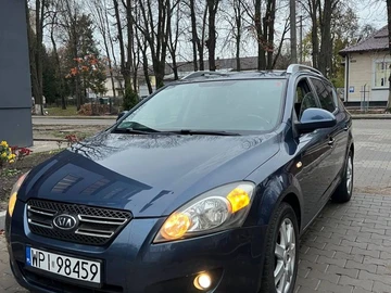 Авто KIA Cee X27 D 2008 № 8200945
