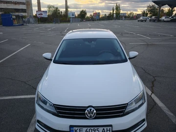Авто Volkswagen Jetta 2016 № 8200998