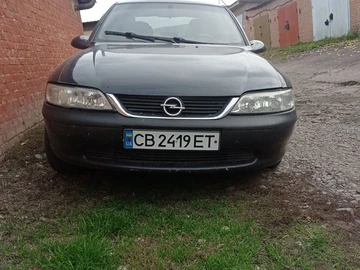 Авто Opel Vectra 1998 № 8201006
