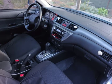 Авто Mitsubishi Lancer 2007 № 8201014