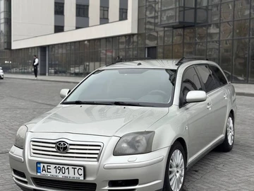 Авто Toyota Avensis 2003 № 8201093
